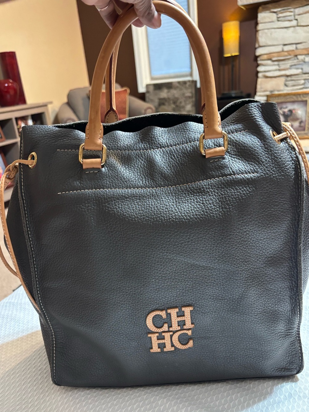 CH Carolina Herrera Black and Tan Leather Tote - Picture 2 of 16